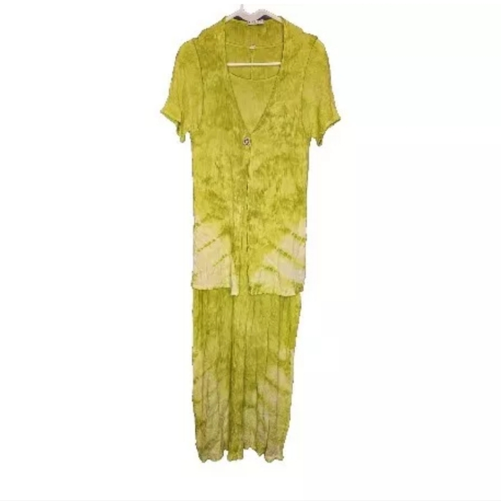 Focus U.S.A Womans Maxi Dress And Buttoned Vest Green Size Small